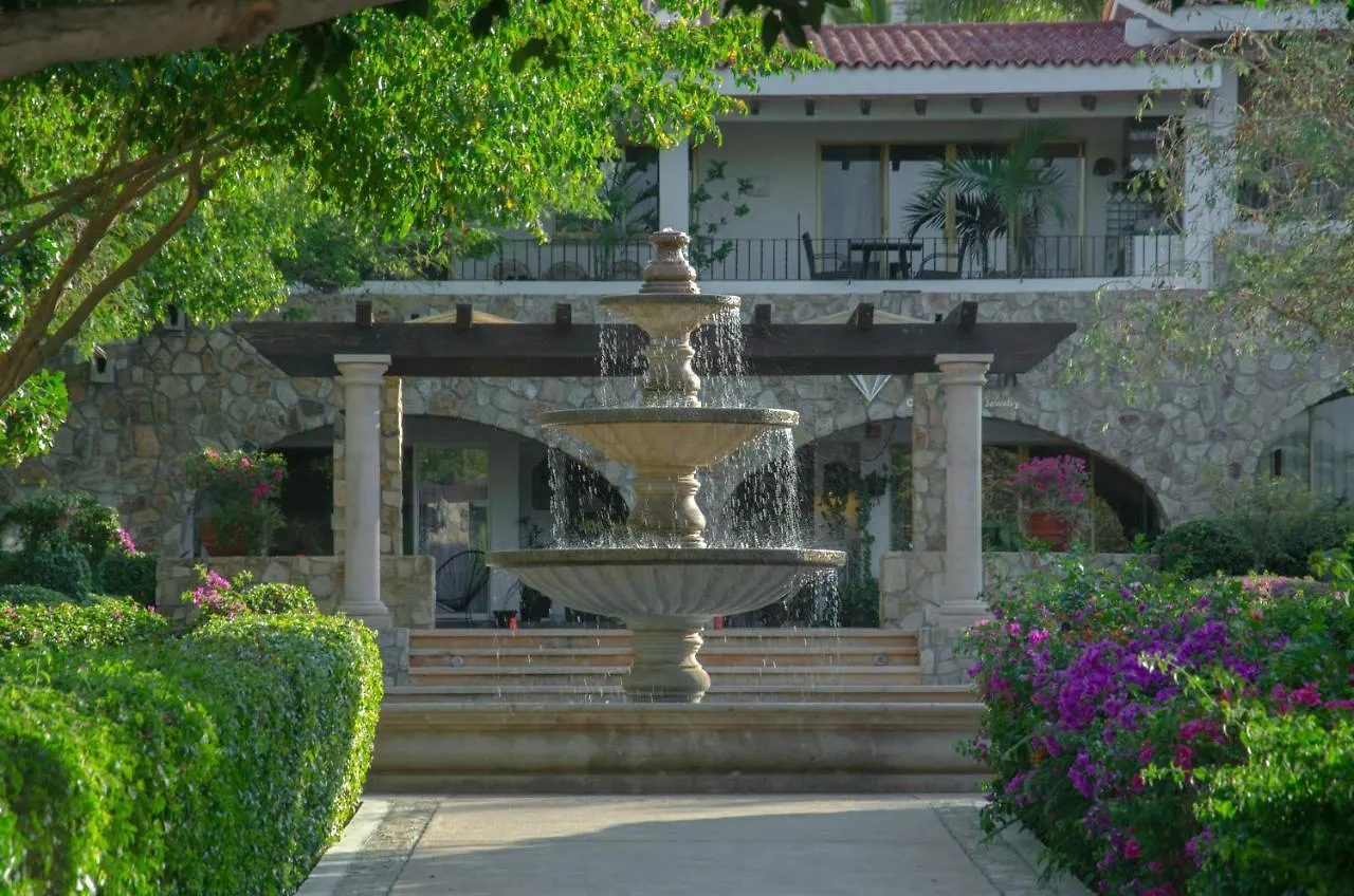 Pedregal Suites - Marina And Downtown 卡波圣卢卡斯 酒店