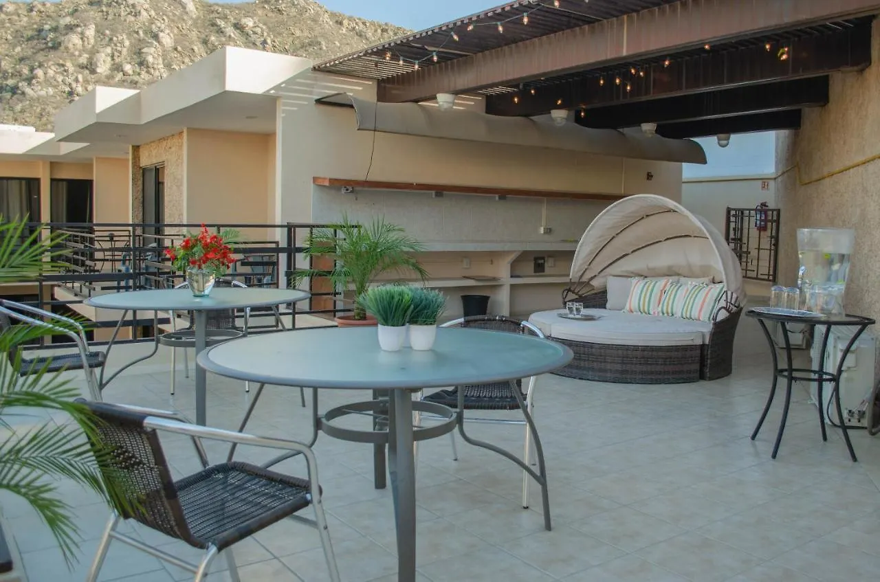 Pedregal Suites - Marina And Downtown 卡波圣卢卡斯 酒店